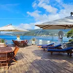 ヴィラ Pieds Dans L'eau Pour 10 Personnes Avec Port Prive Et Rooftop A Cavaliere ル・ラヴァンドゥー